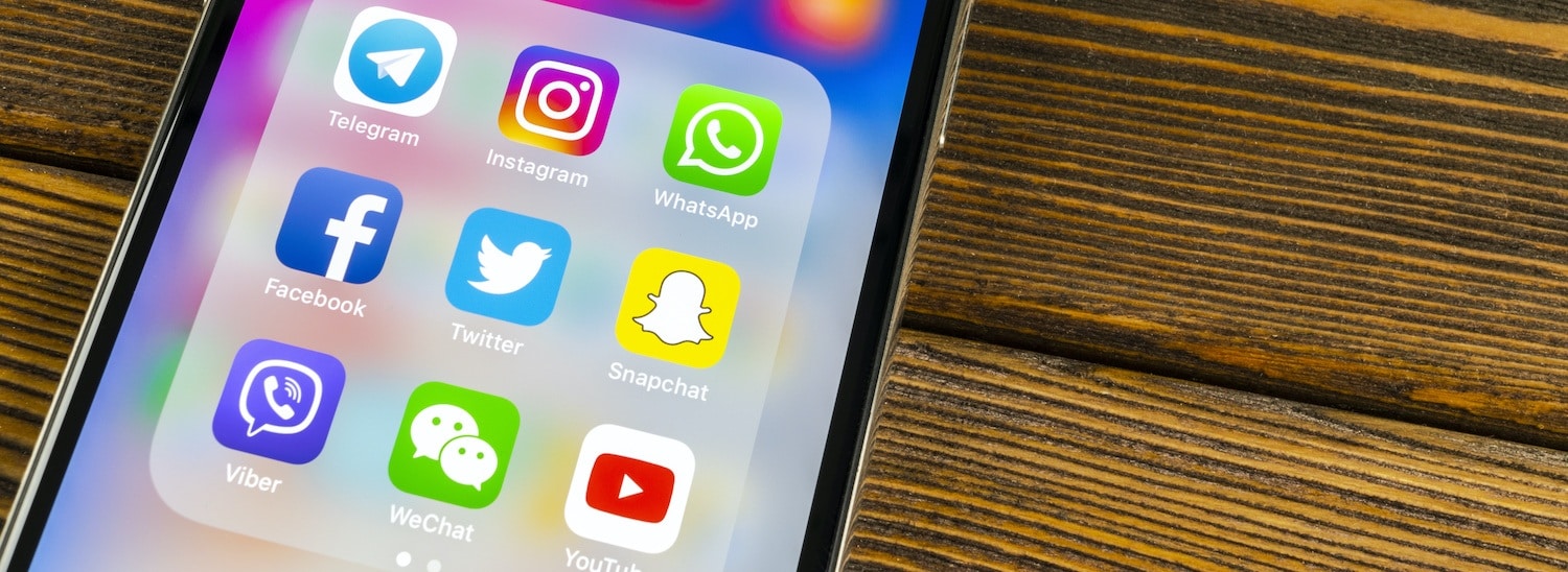 3 Easy Ways To Stand Out On Social Media | Marketing Refresh