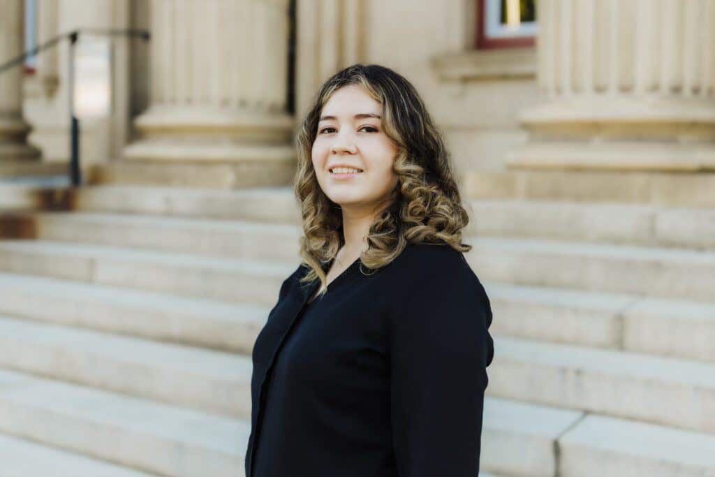 Team 10 Headshot of Giselle Tull, newest account coordinator at Marketing Refresh